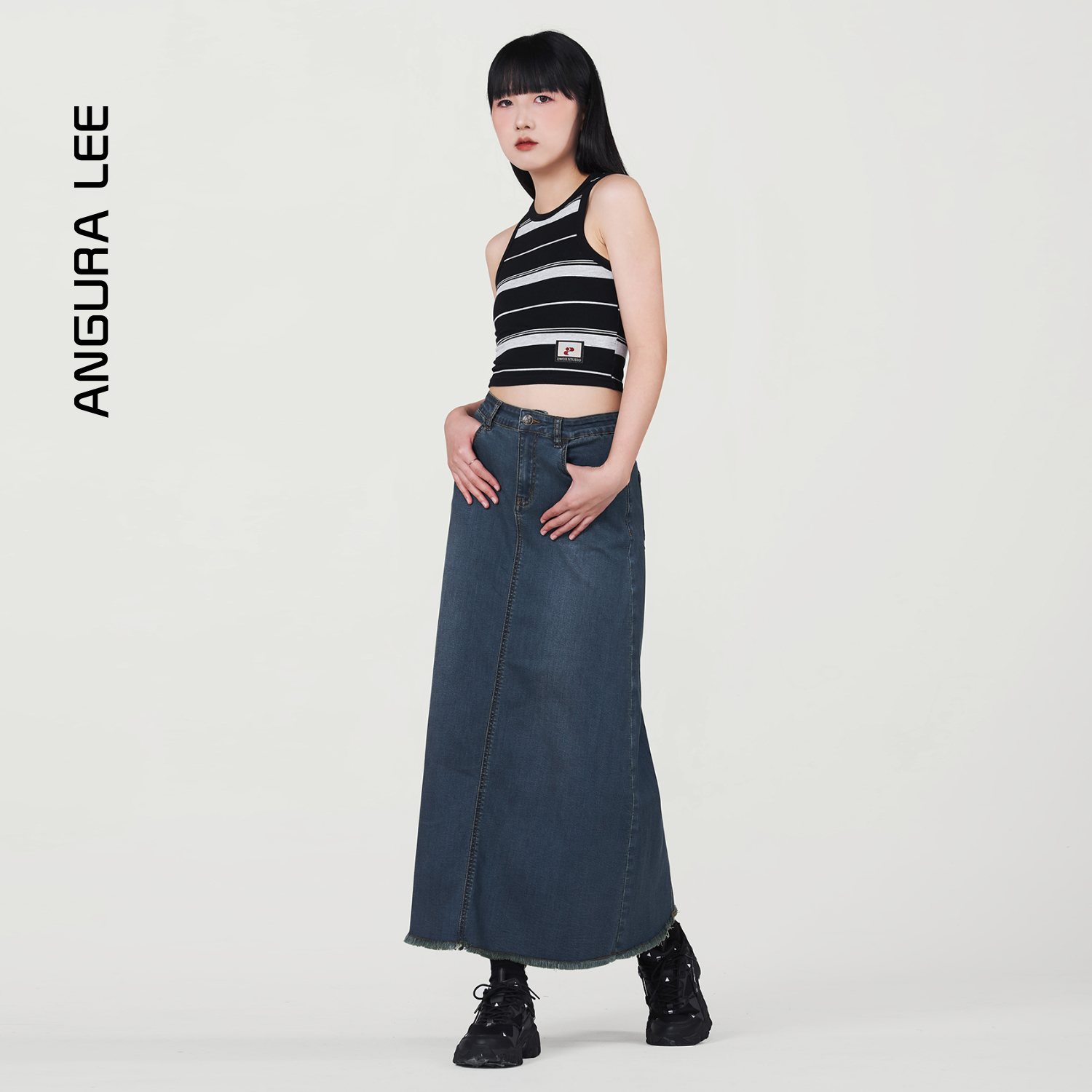 春夏經(jīng)典水洗復(fù)古深藍女裝牛仔高腰半裙