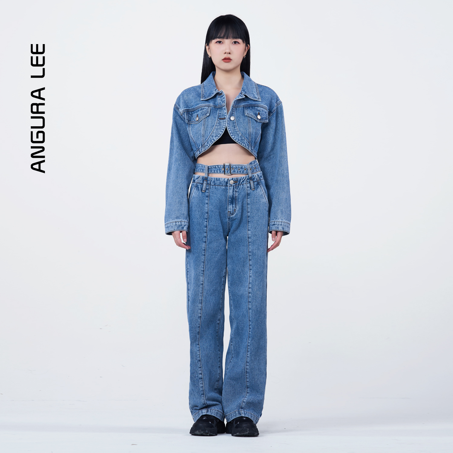春夏經(jīng)典水洗淺藍女裝牛仔短裝外套
