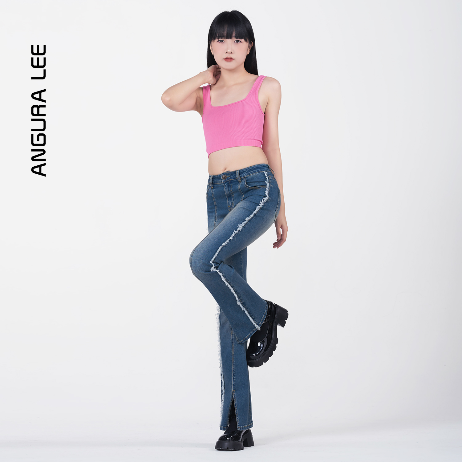 春夏經(jīng)典水洗復古中藍女裝牛仔高腰緊身喇叭褲
